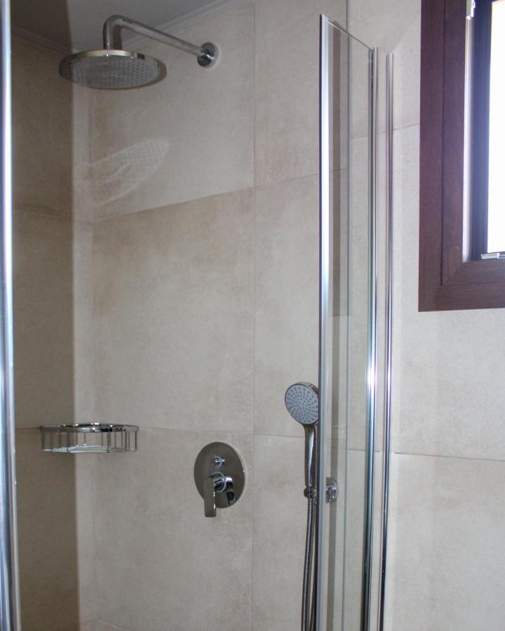 Agali Supreme Hospitality And Comfort Afytos Exteriör bild